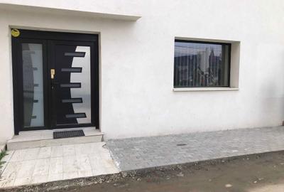 Spațiu comercial, de 34 mp, în Ultracentral - 4