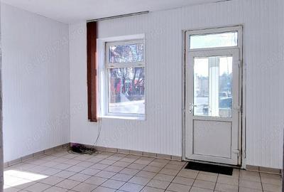 De inchiriat spa?iu comercial, zona Piata Mare , vad comercial ideal - 2