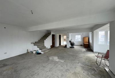 Casă individuală cu 5 camere cu Teren 319 Mp în Central - 11