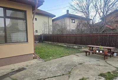 Casă individuală cu 5 camere cu Canalizare în Central - 22