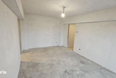 Apartament cu 2 camere semidecomandat în Sud - 1