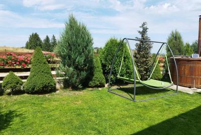 Casă cu 5 camere cu Teren 350 Mp în Mărișel - 1