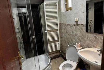 Apartament cu 4 camere decomandat în Central - 3