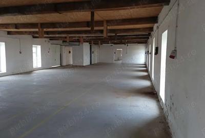 Spațiu comercial, de 2,000 mp, în Central - 5