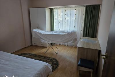 Apartament cu 3 camere în Central - 2