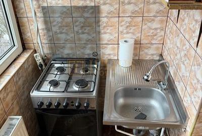 Apartament cu 3 camere decomandat în Lunei - 3