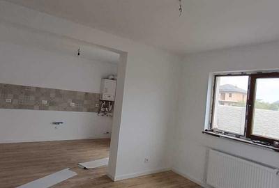 Casă cu 4 camere în Berceni - 4