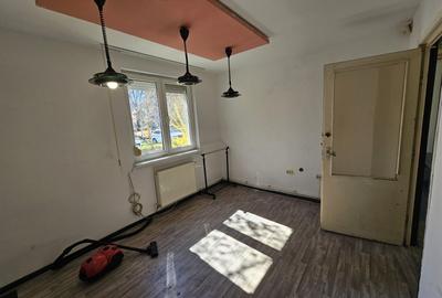 Apartament 2 camere ultracentral – ideal pentru locuință sau spațiu comercial - 6