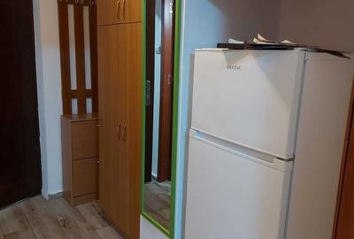 Garsonieră decomandată, mobilată în Titan - 4