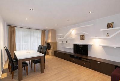 Resedinta cu atmosfera familiara,peisaj imersiv,amplasare pr - 9