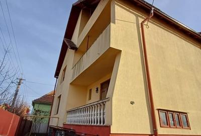 Apartament la casa de vanzare - 7 camere | 170 mp | Strada Lupeni - 5