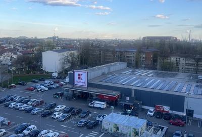 Apartament cu 3 camere decomandat în Sebastian - 10