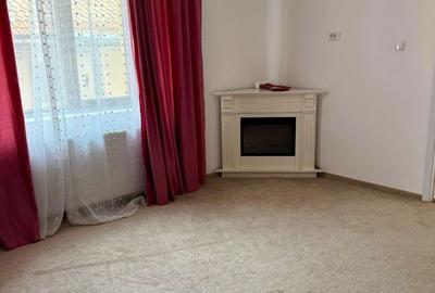Apartament cu 3 camere în Central - 1