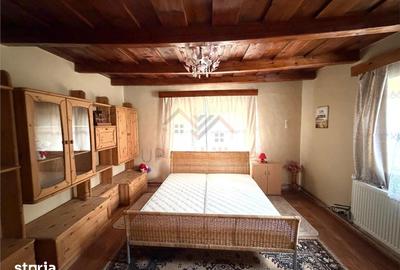 Casă cu 4 camere cu Teren 1081 Mp în Girișu de Criș - 9