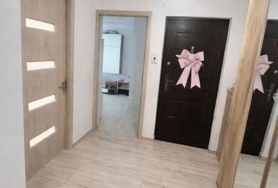 Apartament cu 2 camere decomandat în 5 Călărasi - 5