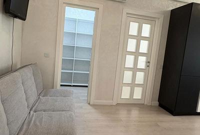 Apartament cu 7 camere în Central - 8