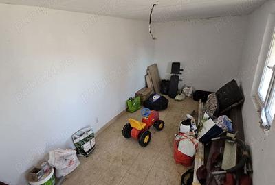 Casă cu 5 camere cu Teren 529 Mp în Niculițel - 2