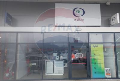 Spațiu comercial, de 89.690002441406 mp, în Nord - 2