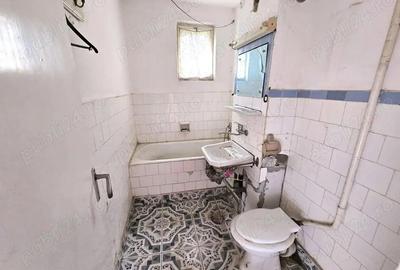 Apartament cu 3 camere decomandat | Etajul 3 - Botizului - 11