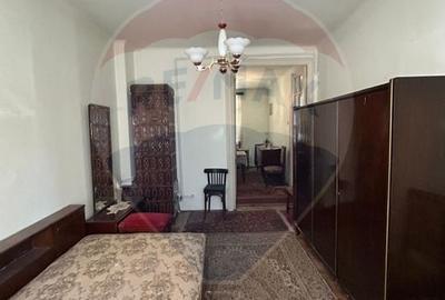 Casa / Vila cu 6 camere de vanzare in zona Dacia - 5