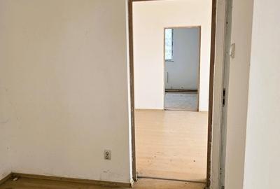 Petrosani, Jud. Hunedoara, Strada Independentei - 2