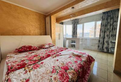 Apartament cu 3 camere decomandat în Central - 1