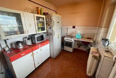 Apartament de vanzare, cu 3 camere, decomandat, 87 mp, zona Gara - 10