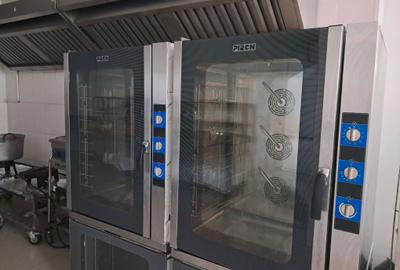 Spațiu comercial, de 1,600 mp, în Central - 2