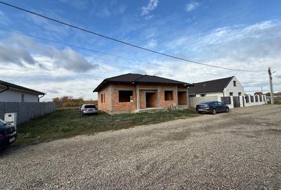 Casă cu 4 camere în Sântandrei - 3