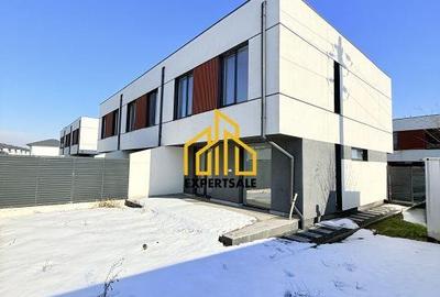 Casă cu 4 camere cu Teren 110 Mp în Central