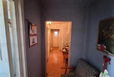 Apartament cu 4 camere decomandat în Viziru 3 - 3