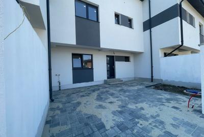 Casa tip triplex, Toate utilitatile, STB485, Comision 0% - 10