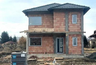 Casa individuala 130mp cu teren liber 200 in Cristian Casa individuala 130mp cu teren liber 200 in Cristian - 2