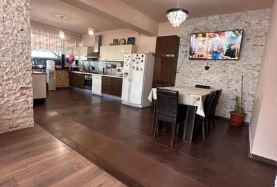 OCAZIE SE VINDE VILA SPATIOASA IN ORASUL PANTELIMON IF APROAPE DE CENTRU - 5