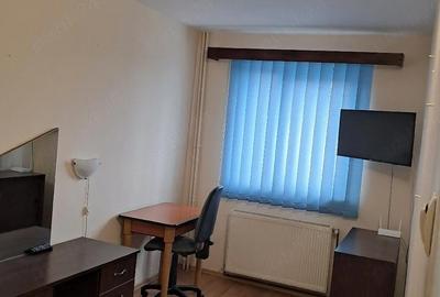 Apartament cu 2 camere decomandat în Central - 2
