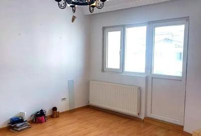 Apartament cu 4 camere decomandat în Central - 4