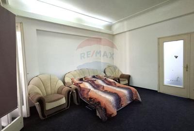 Apartament 4 camere, ultracentral, la 4 minute de Piata Victoriei Apartament 4 camere, ultracentral, la 4 minute de Piata Victoriei - 7