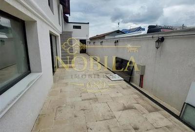 Spațiu comercial, de 400 mp, în Central - 13