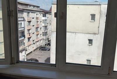 Garsonieră decomandată în Calea Moldovei - 3