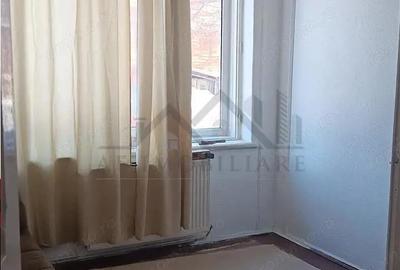 Tatarasi zona Piata Chirila teren 576mp cu casa si anexe (pretabil si privatizare) - 1