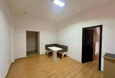 Spațiu comercial, de 48 mp, în Ultracentral - 3