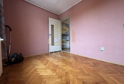 Apartament de 3 camere decomandat | Plopilor - 9