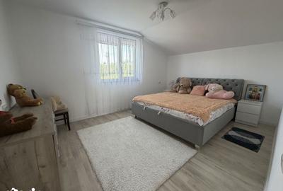 Casă cu 5 camere cu Teren 1175 Mp în Central - 4