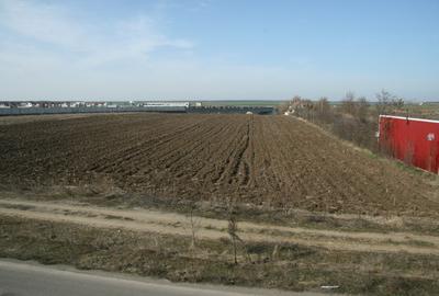 PARTICULAR, 10.200 mp. teren intravilan Moara Vlasiei, langa nodul A3 si Balta - 9