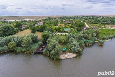 Casă cu 7 camere cu Teren 4000 Mp în Conacu - 2