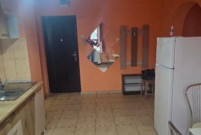 Inchiriez apartament 2 camere decomandat in Deva, zona Ulpia - 9