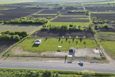 Spațiu comercial, de 4,000 mp, în Central - 11