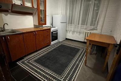 Garsonieră decomandată în Central - 2