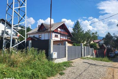 Casă cu Teren 1350 Mp în Poiana Țapului