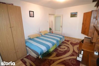 Apartament cu 2 camere decomandat în Astra